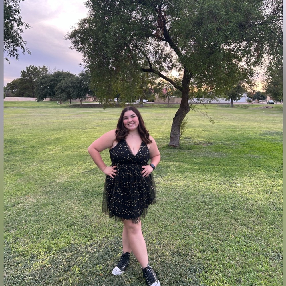 LuLu’s Cross Spaghetti Strap Tulle Star Homecoming Dress